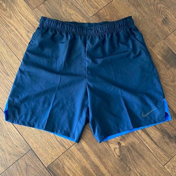 Nike shorts size X large nwot - Picture 1 of 3